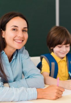 teacher-student-sitting-classroom